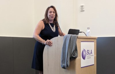Karen Reczek, a program manager at the National Institute of Standards and Technology, delivered a master class in proving the value of corporate information professionals.